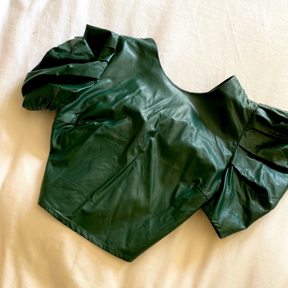 TCEC Green Leather Top